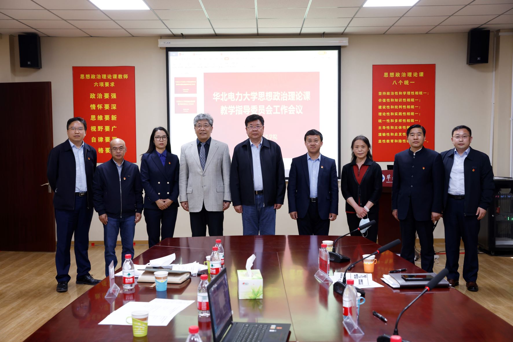 04bdb3d2ca1047e7b24b502846db260c.jpg 321312.jpg